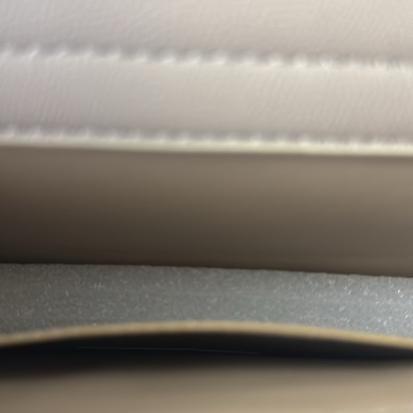 David Jones Elegant Cream Crossbody Bag - Picture 5 of 5